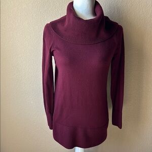 Like New Loft Burgundy Cowl Neck Sweater Tunic, size Small